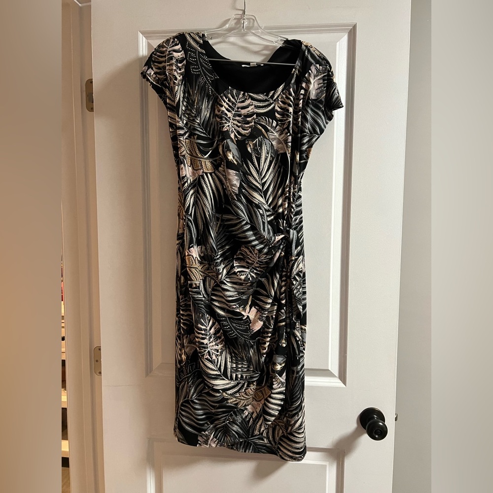 NorthStyle Black Leaf Print Midi Dress